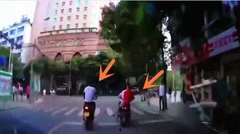 撞翻姻缘路,一段意外的爱情奇遇  第2张